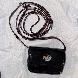 Coach Coachtopia Wavy Wallet Bag in Crinkle Patent Leather Silver/Black NWT
